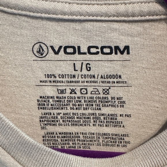 Volcom Beige Tee with Iconic Emblem - Picture 2 of 4